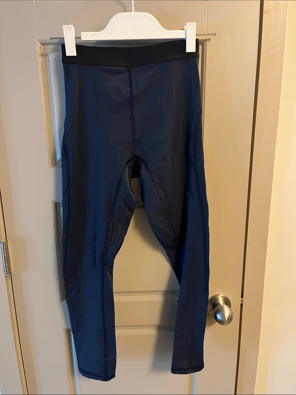 Lululemon Men’s Navy Blue Performance Leggings